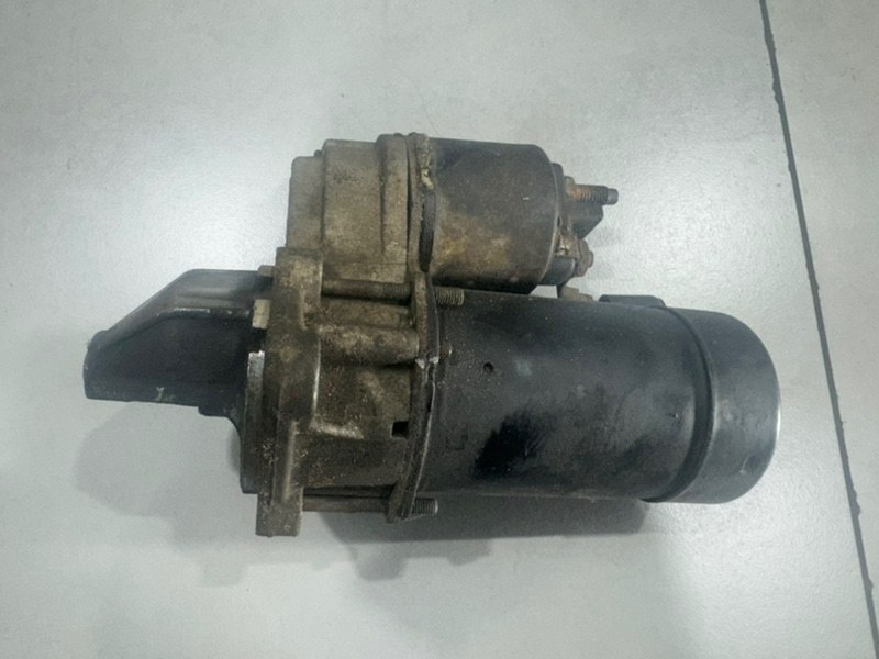 Стартер Chevrolet Aveo F16D3 5494581 контрактная