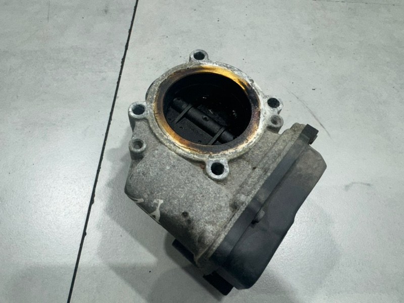 Дроссельная заслонка q5 2011 CDN