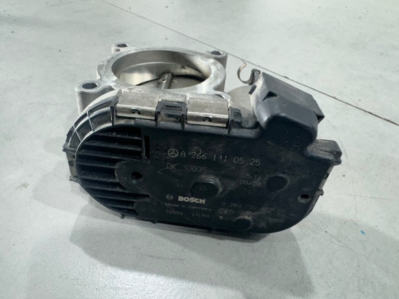 Дроссельная заслонка Mercedes A 2011 W169 M266.940 a2661410525 контрактная