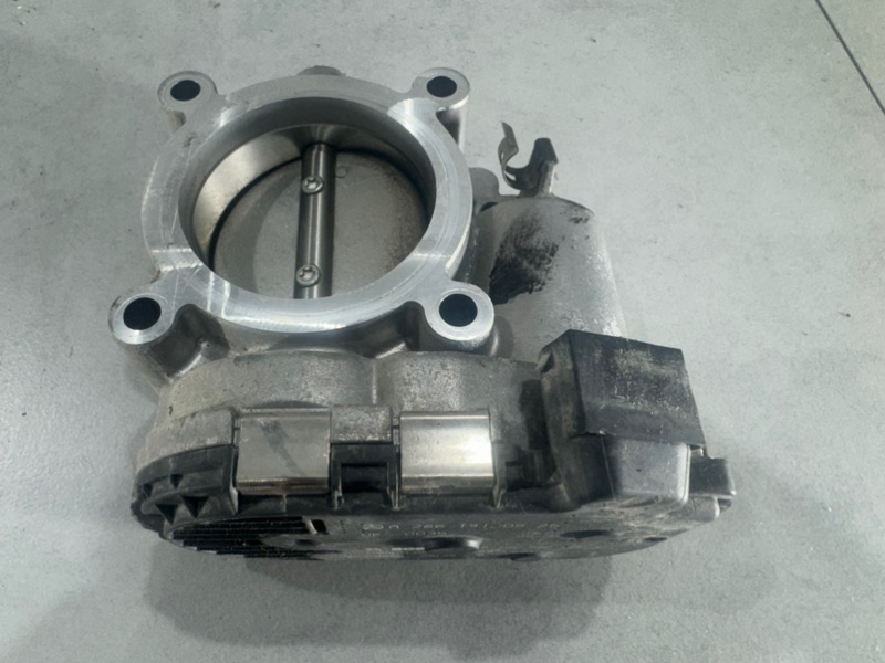 Запчасть дроссельная заслонка Mercedes A 2011 W169 M266.940 a2661410525 контрактная Дроссельная заслонка Mercedes A 2011 W169 M266.940 a2661410525 контрактная
