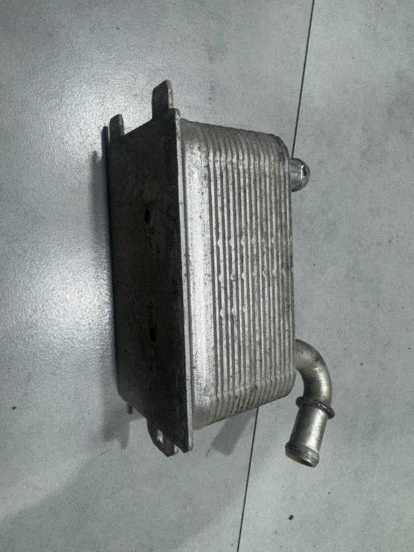 Радиатор АКПП S80