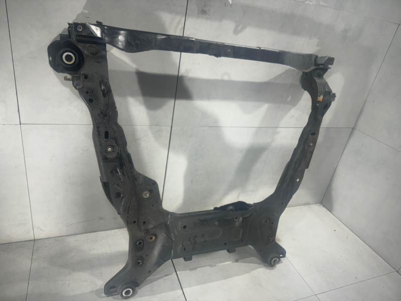 Балка подвески передняя Volvo XC60 B4204T6