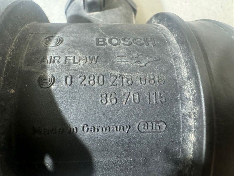 Датчик массового расхода воздуха XC90 B5254T2