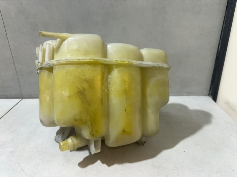 Бачок расширительный Volkswagen Touareg 1 CGNA