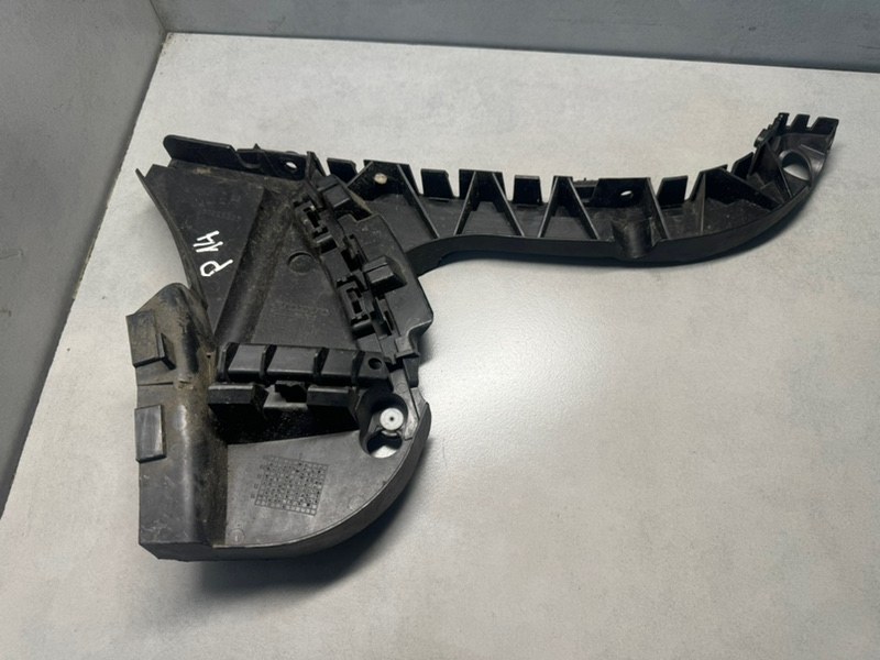 Крепление бампера заднее левое Volvo XC70 2015 2 D5244T20 30678703 контрактная