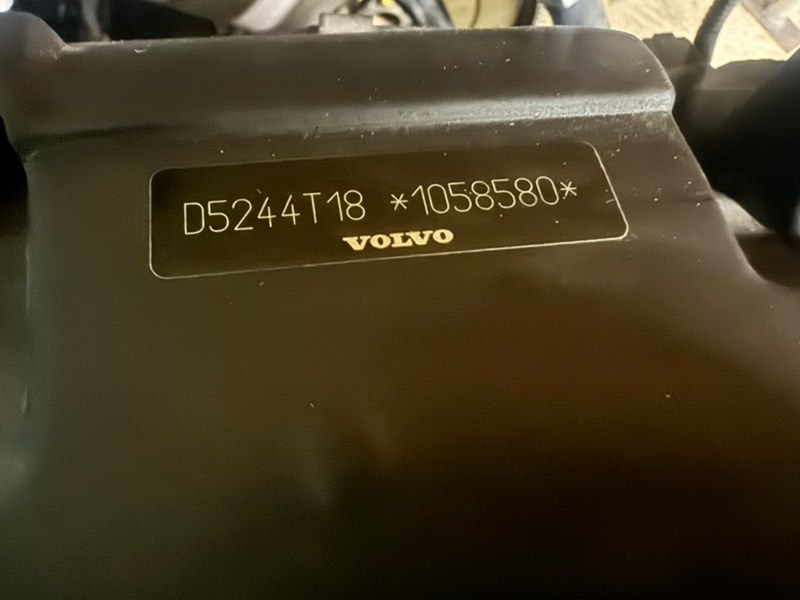 Двигатель XC90 2011 D5244T18 Двигатель XC90 2011 D5244T18