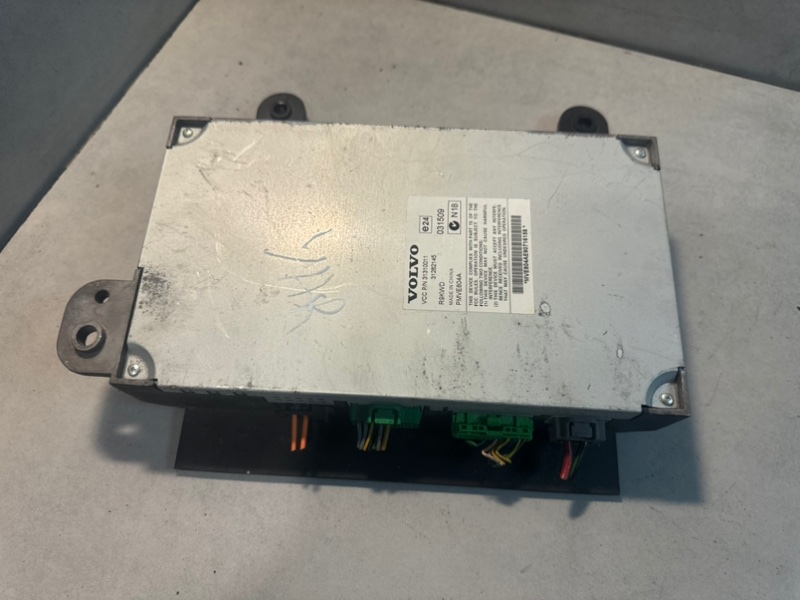 Усилитель звука Volvo XC60 31310011 контрактная