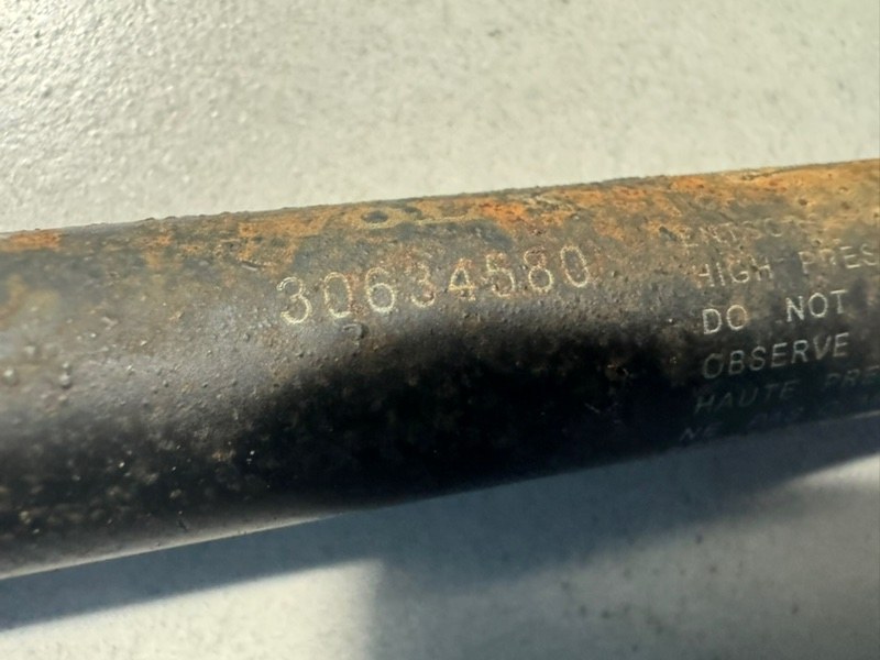 Амортизатор крышки багажника XC90