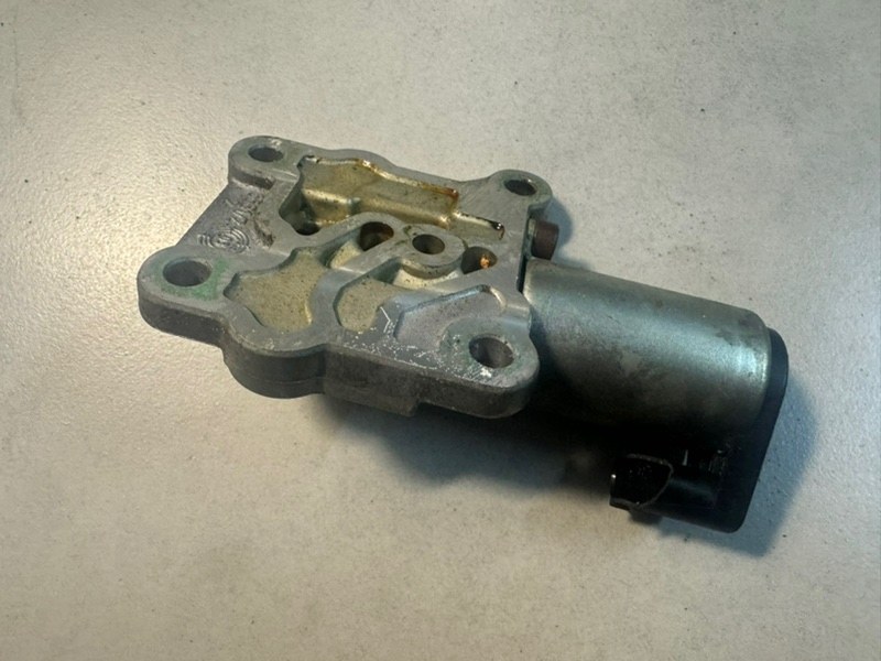Клапан VVT-i Volvo S80 B5254T2 Клапан VVT-i Volvo S80 B5254T2