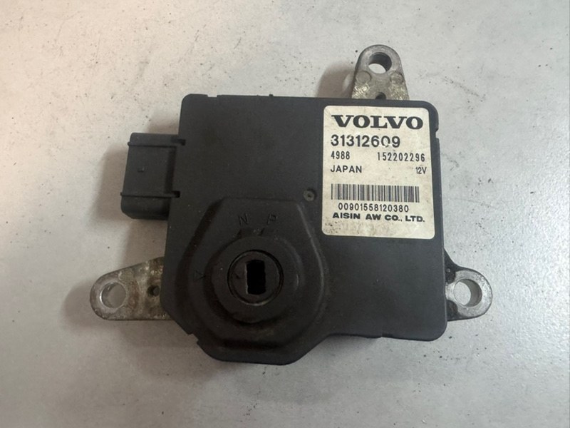 Блок управления АКПП Volvo XC60 D5244T10 31312609 контрактная
