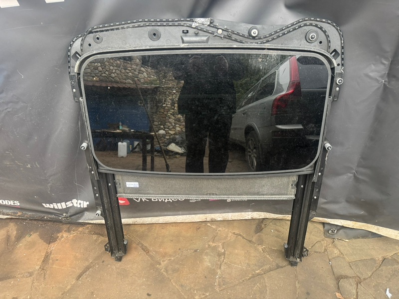 Люк в сборе электрический Volvo XC70 2015 2 D5244T20 30674272 контрактная