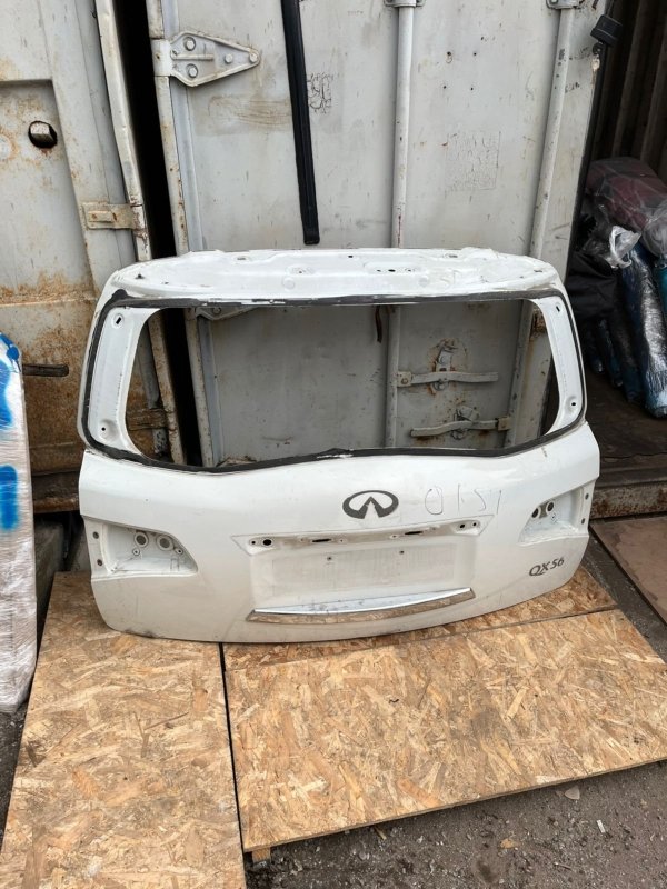 Крышка багажника QX80 Z62