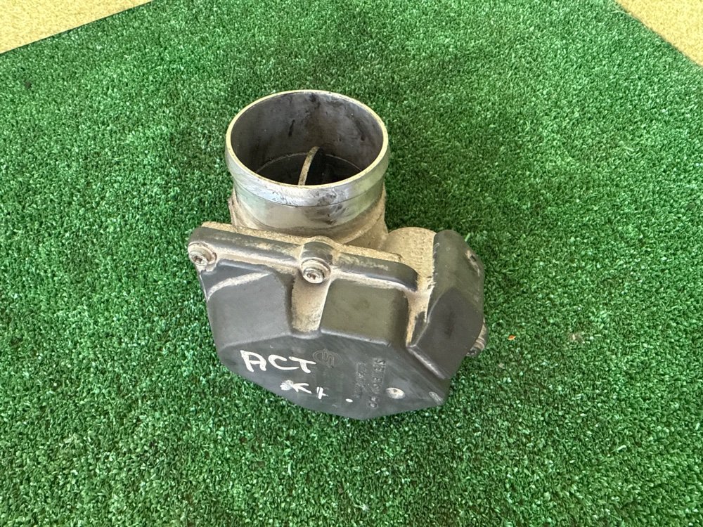 Дроссельная заслонкa SsangYong Actyon New 2013 CK 671950 6711410125 Б/У