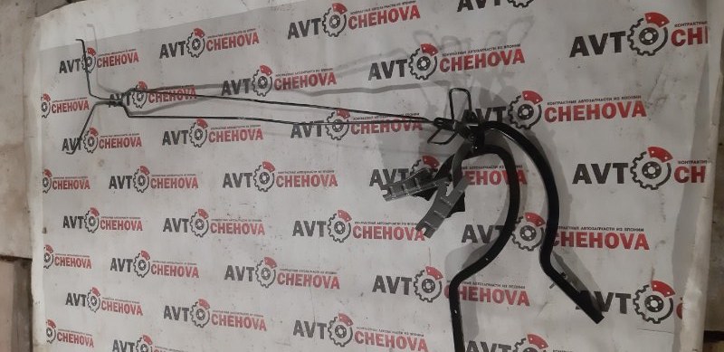 Крепление крышки багажника Toyota Camry AVV50-1017135 2ARFXE 2012