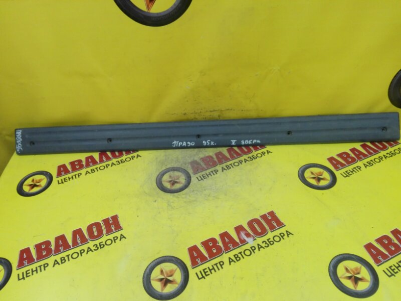 Накладка на багажник Toyota Land Cruiser Prado KZJ95 1KZ-TE 2000