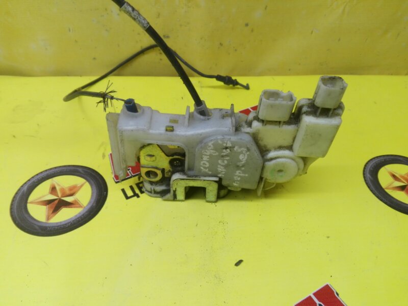 Замок двери Honda Inspire UA4 J25A 2001 передний левый