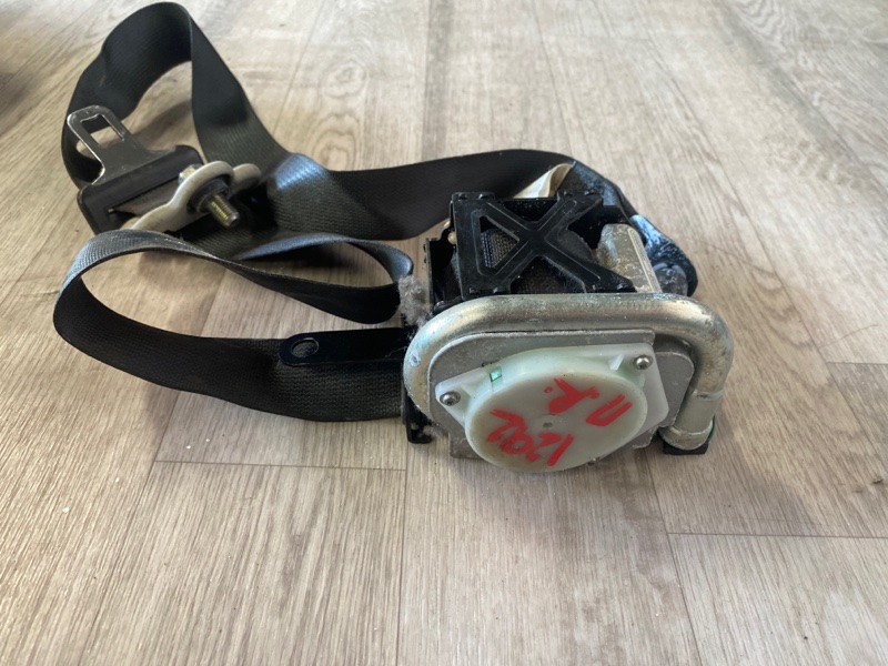 Ремень безопасности передний правый Grand Vitara 2010 jt J24B Ремень безопасности передний правый Grand Vitara 2010 jt J24B