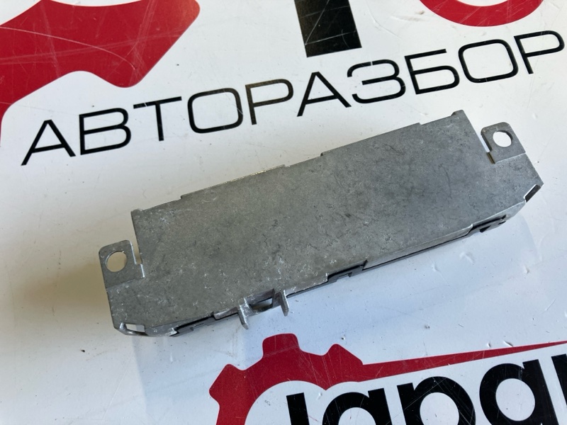 Усилитель антенны a4 2011 b8 2.0 cdnc