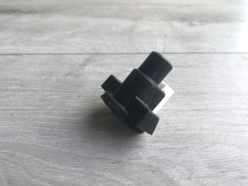 Датчик температуры наружного воздуха 6 2010 GH Седан LF