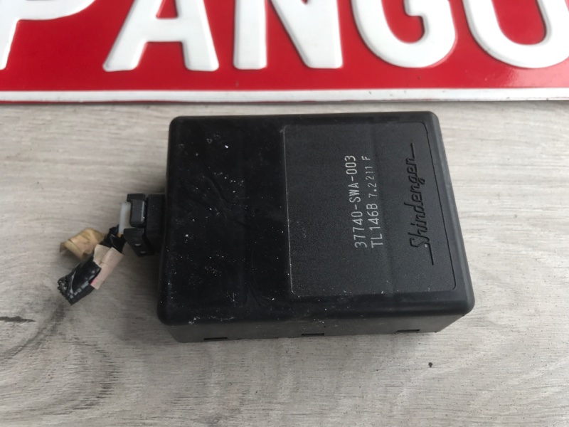 Блок управления дверьми CR-V 3 2007 RE4 K24A