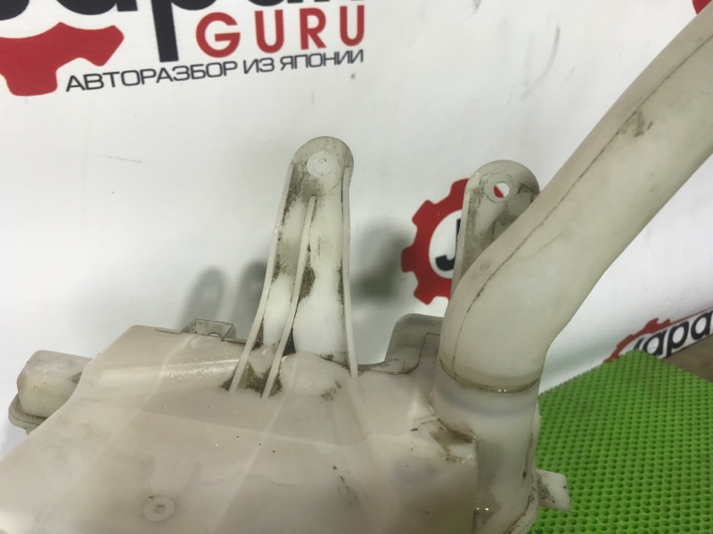 Бачок стеклоомывателя Grand Vitara 2006 jt J20A Бачок стеклоомывателя Grand Vitara 2006 jt J20A