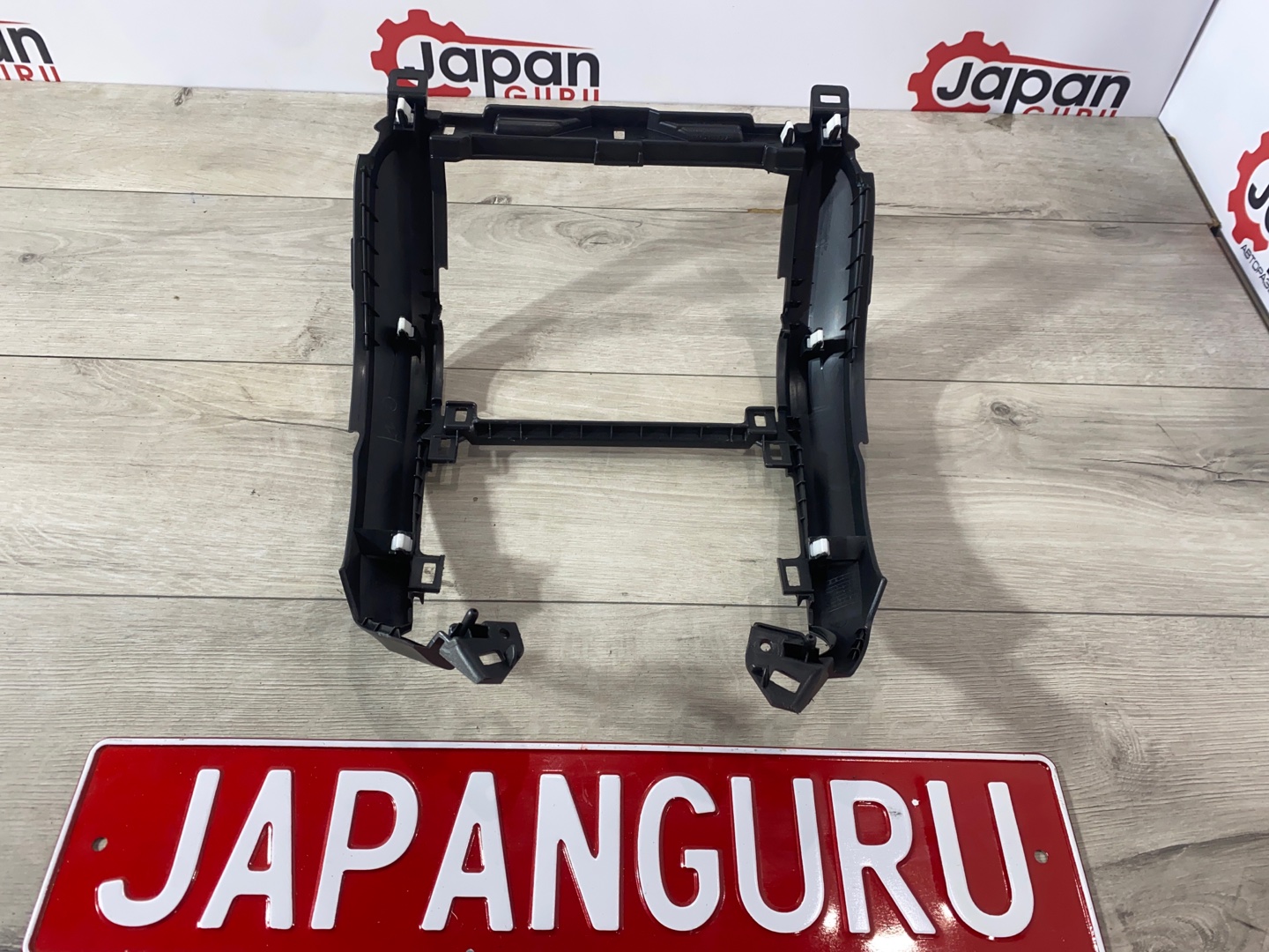 Консоль магнитолы CR-V 3 2011 re3 K24A Консоль магнитолы CR-V 3 2011 re3 K24A