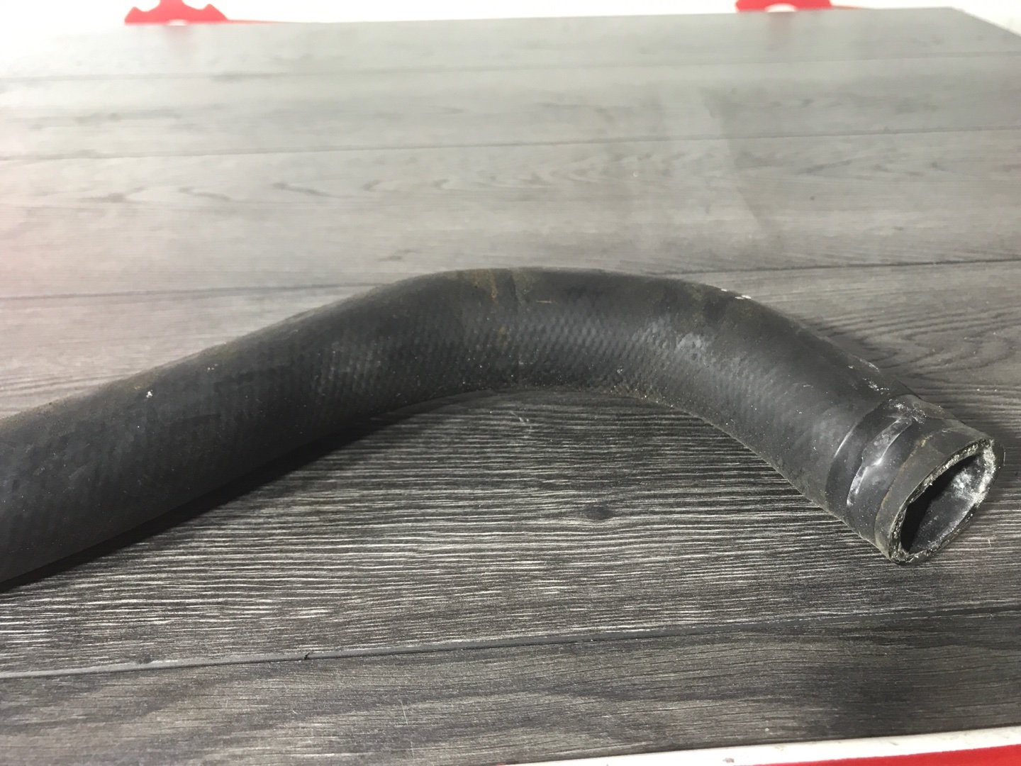 Патрубок системы охлаждения honda accord 8 K24A Патрубок системы охлаждения honda accord 8 K24A