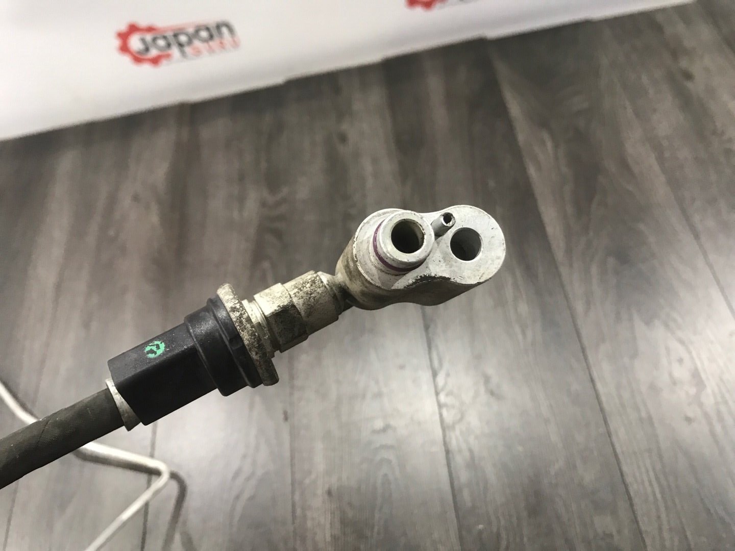 Трубка кондиционера Golf 2011 MK6 1.4 CAXA Трубка кондиционера Golf 2011 MK6 1.4 CAXA