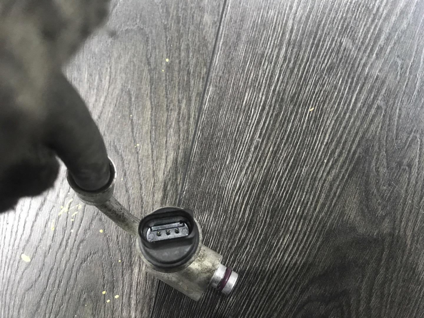 Трубка кондиционера Golf 2011 MK6 1.4 CAXA Трубка кондиционера Golf 2011 MK6 1.4 CAXA