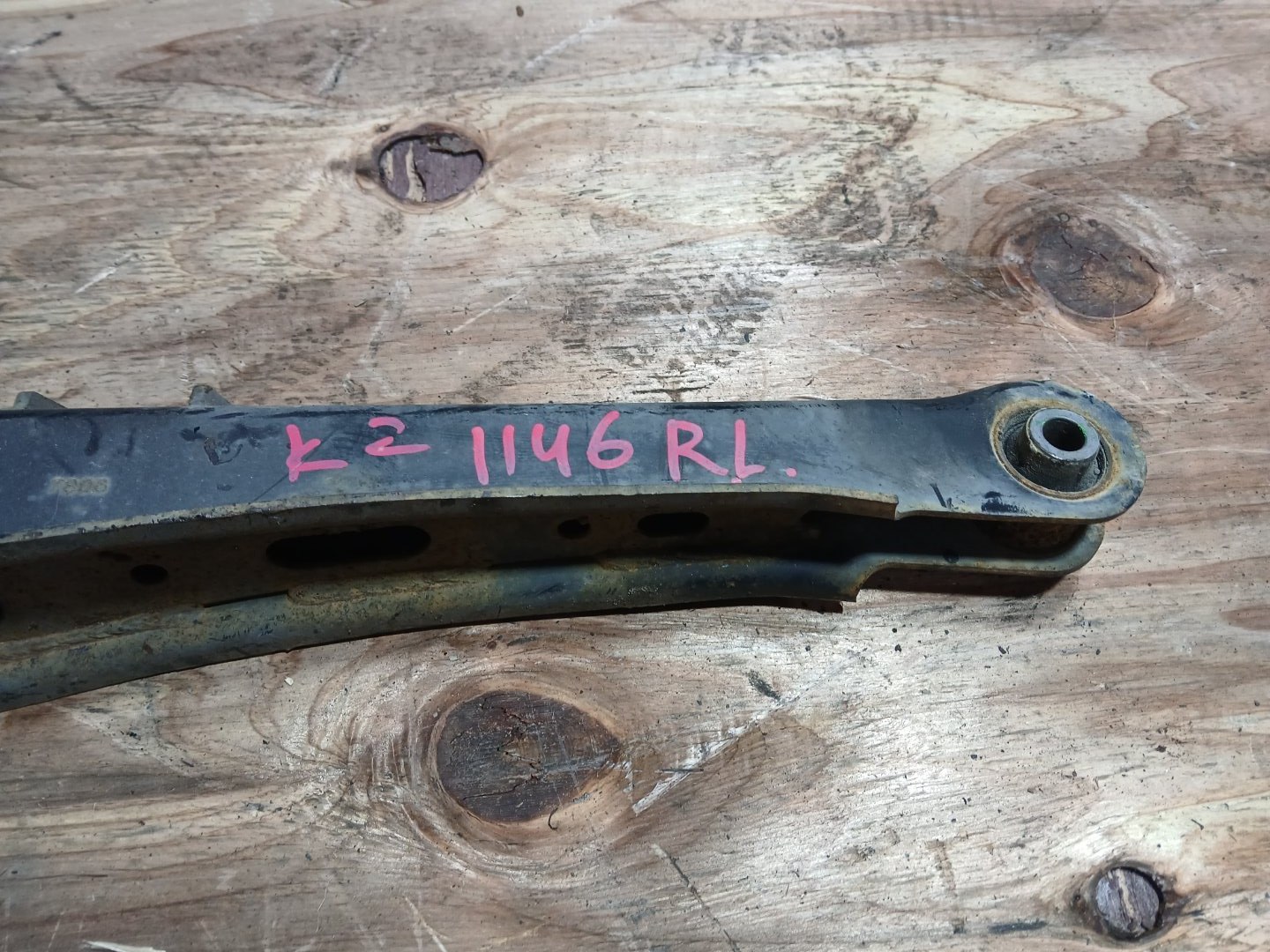 Рычаг поперечный задний левый mitsubishi Lancer 10 4B11 2.0