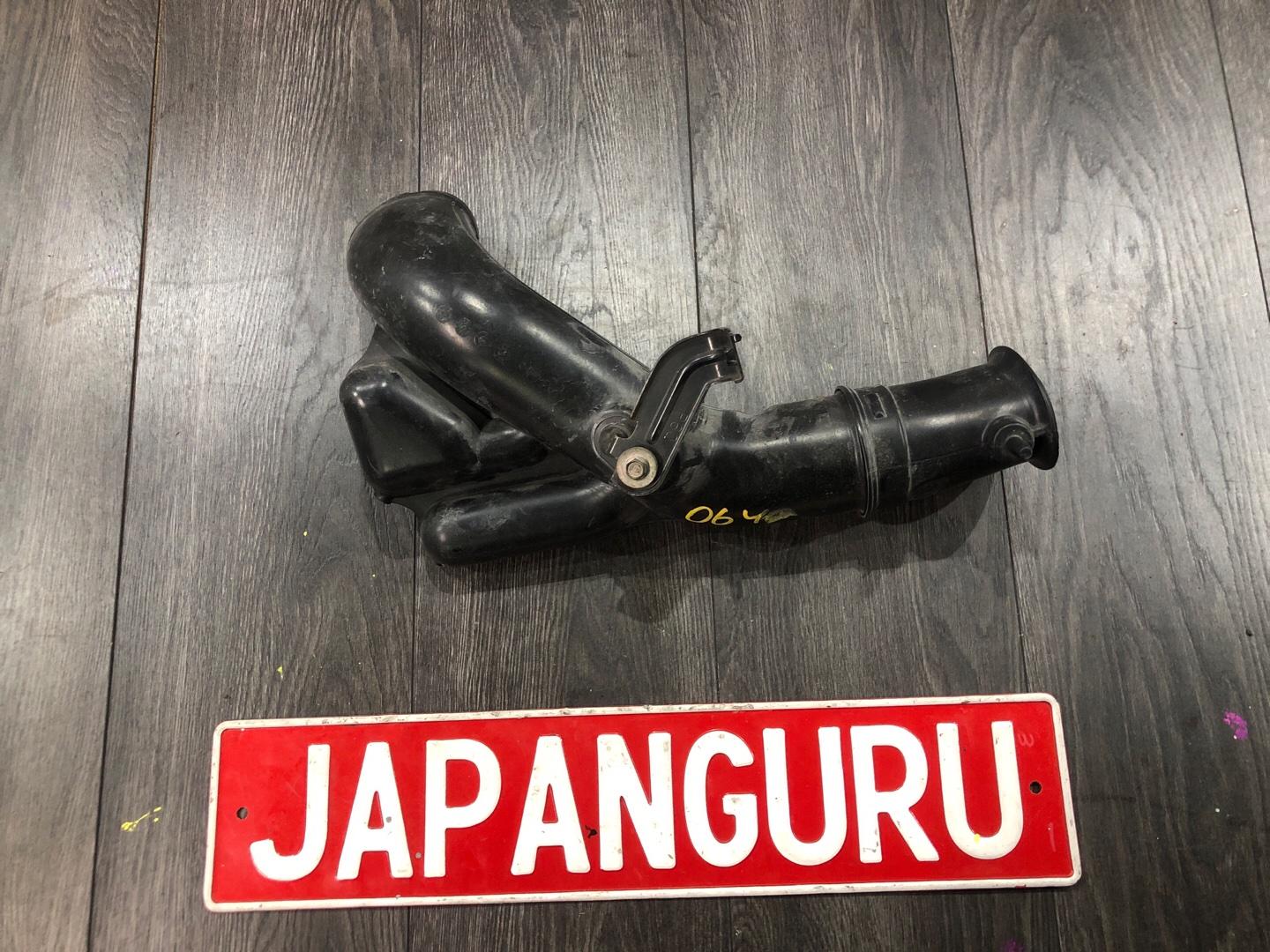 Воздухозаборник honda accord 2011 8 R20A 17253R60U00 контрактная