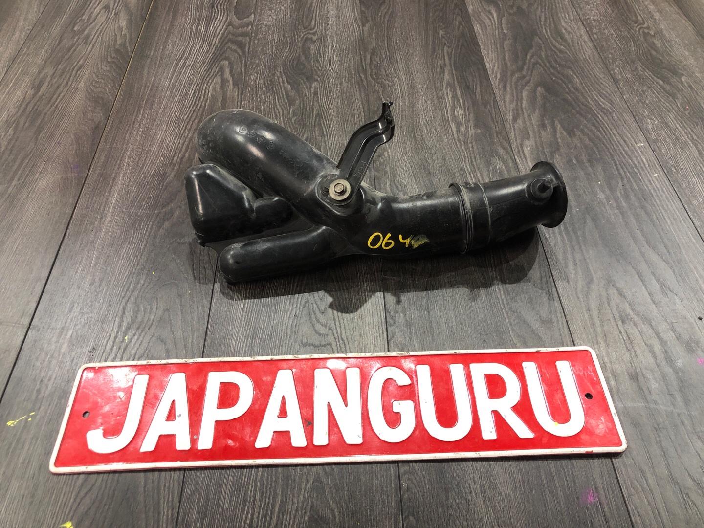 Воздухозаборник accord 2011 8 R20A