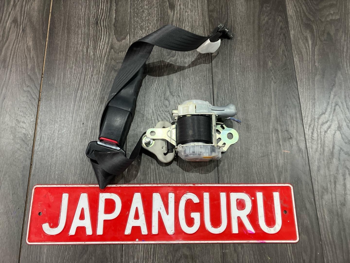 Ремень безопасности передний левый Suzuki Sx4 2010 sx4 M15A 8490280J31 контрактная