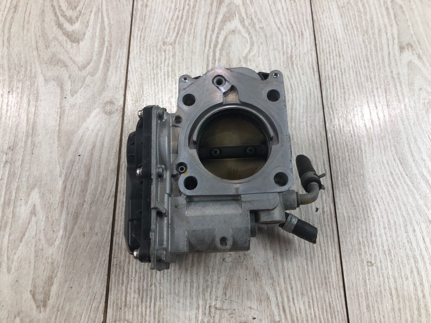 Дроссельная заслонка civic 2008 8 R18 Дроссельная заслонка civic 2008 8 R18