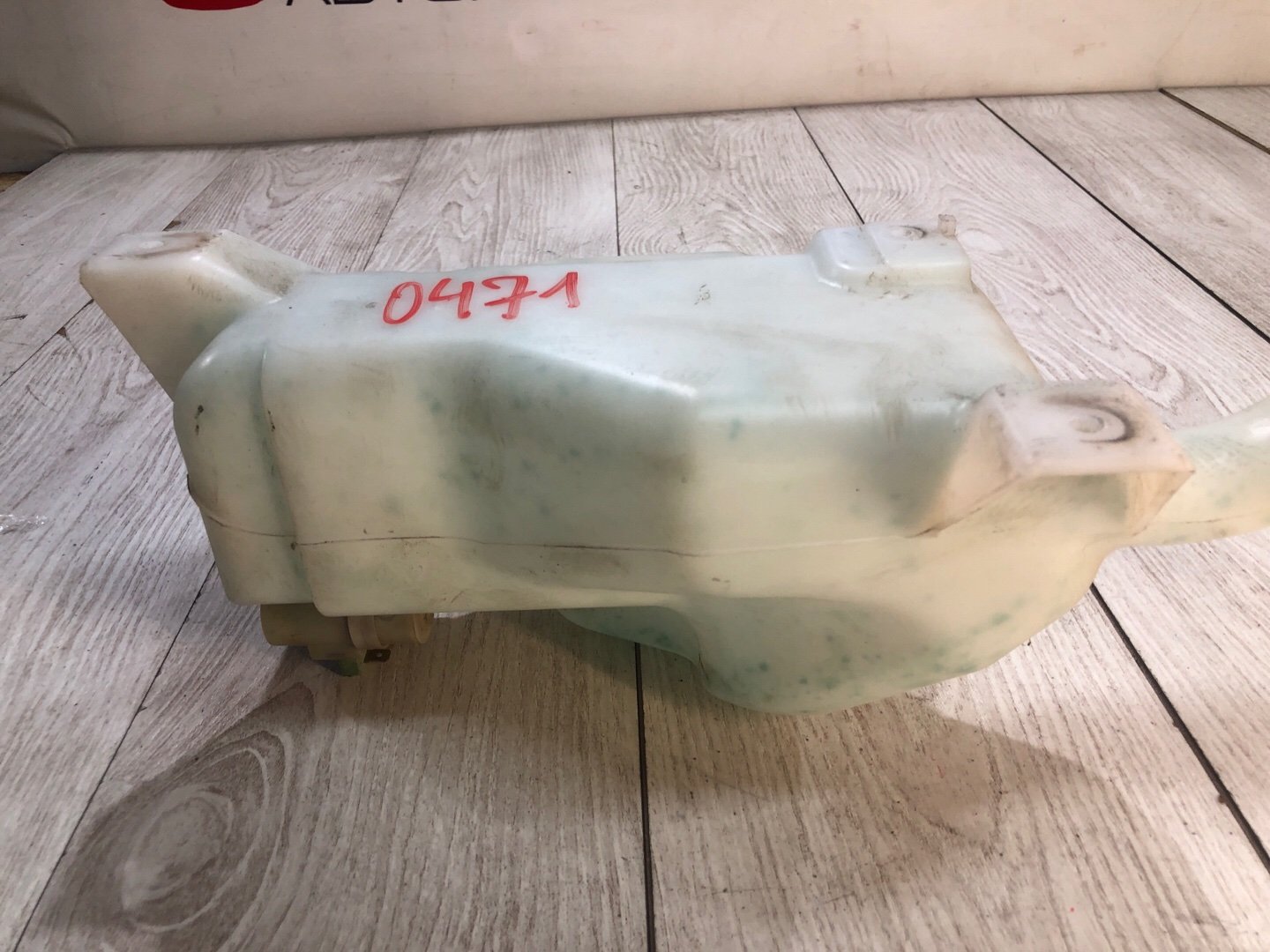 Бачок стеклоомывателя Sx4 2009 sx4 M15A Бачок стеклоомывателя Sx4 2009 sx4 M15A