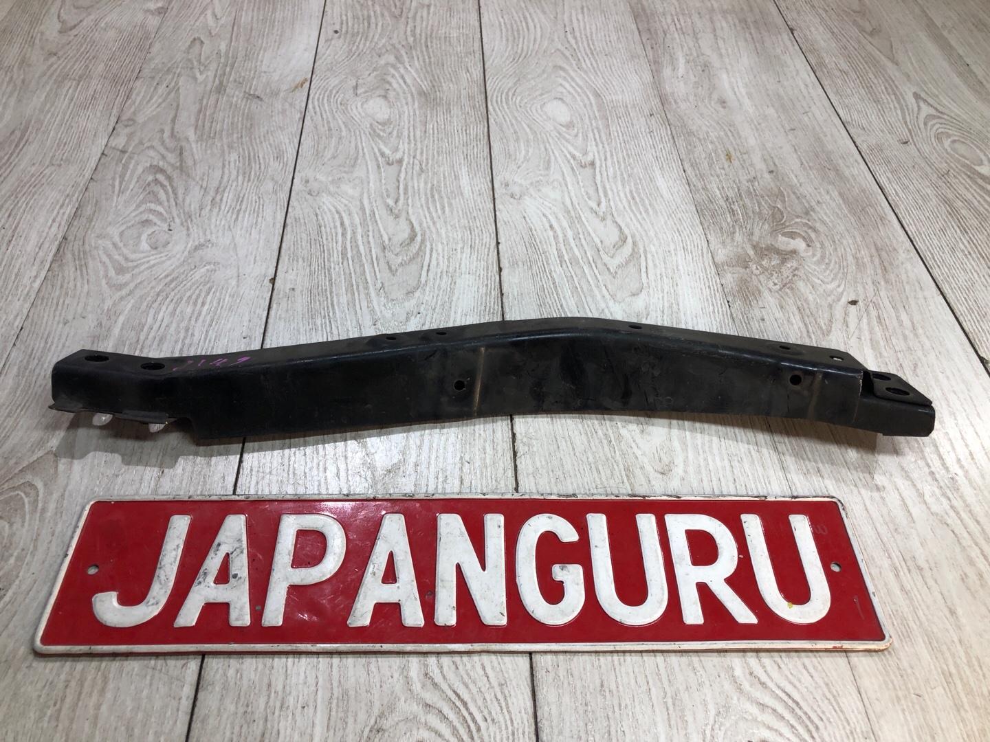 Кронштейн фары правый outlander 2014 GF7W 4J11 2.0