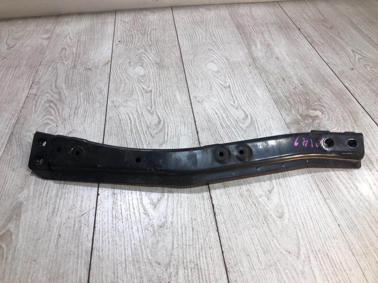 Кронштейн фары правый outlander 2014 GF7W 4J11 2.0