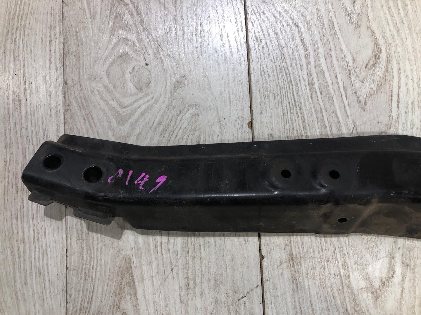 Кронштейн фары правый outlander 2014 GF7W 4J11 2.0