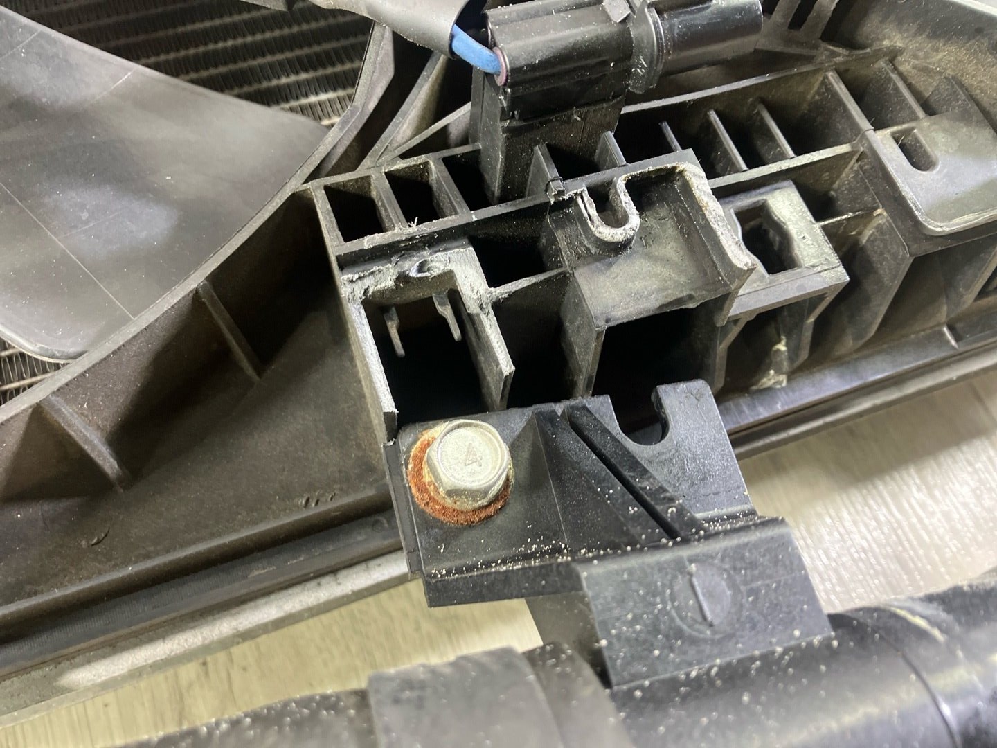 Кассета радиаторов Lancer 2008 10 4B11 2.0 Кассета радиаторов Lancer 2008 10 4B11 2.0