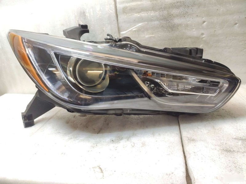 Запчасть фара ксеноновая передняя правая Infiniti QX60 2016-2023 L50 260109NG4B Б/У Фара ксеноновая передняя правая Infiniti QX60 2016-2023 L50 260109NG4B Б/У