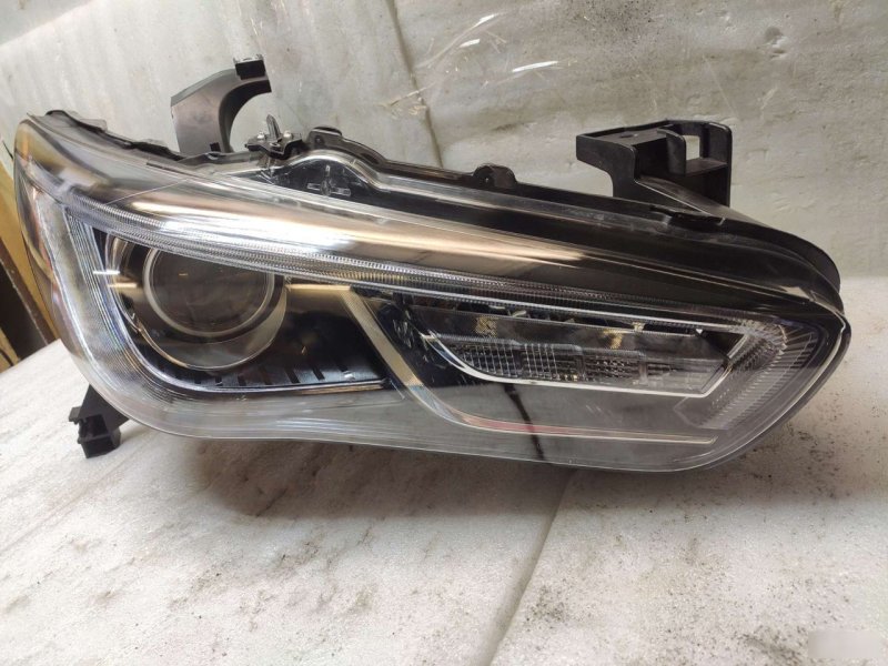 Фара ксеноновая передняя правая QX60 2016-2023 L50 Фара ксеноновая передняя правая QX60 2016-2023 L50