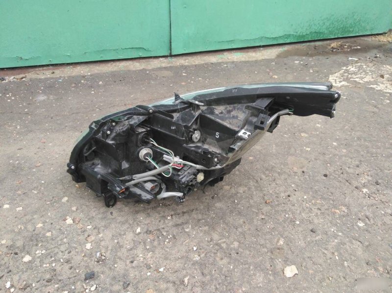 Фара ксеноновая адаптив передняя правая G25 2006-2013 V37