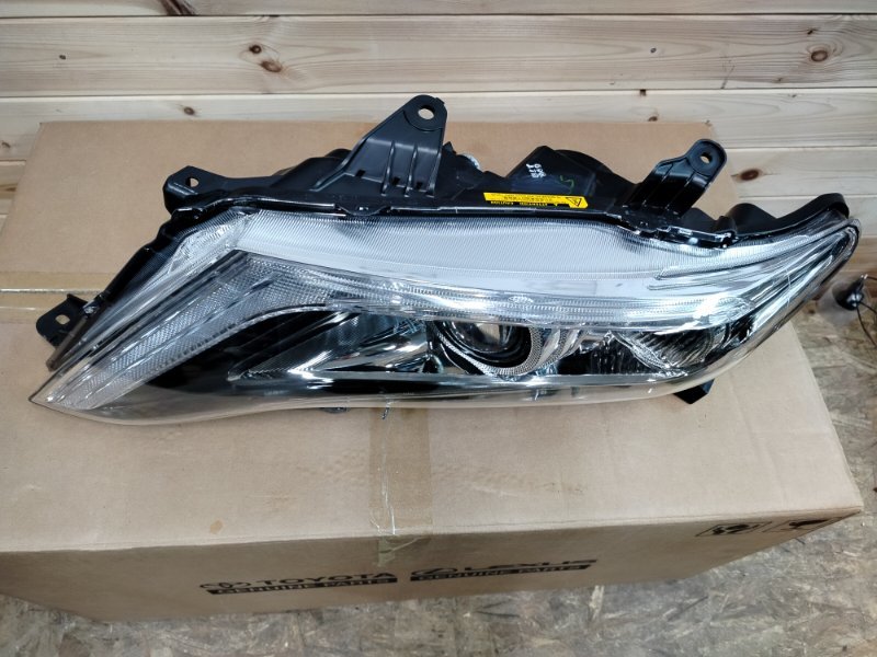 Фара ксеноновая передняя левая Venza 2012-2016 GV10