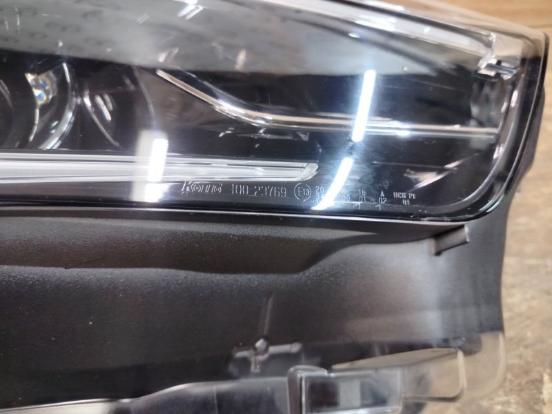 Фара светодиодная адаптивная передняя правая QX80 2017-2024 Z62
