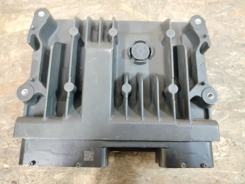 Блок управления двигателем Camry 2017-2024 V70