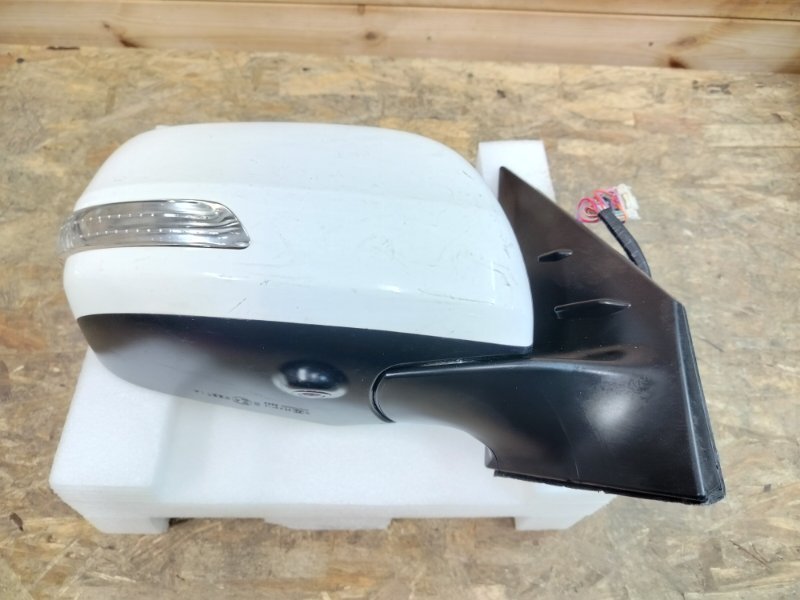 Зеркало боковое в сборе правое Toyota Land Cruiser 2012-2015 J200 8791060J80 контрактная