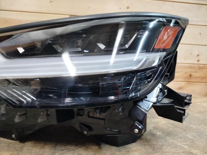 Фара светодиодная передняя левая LX600 2021-2025 J300