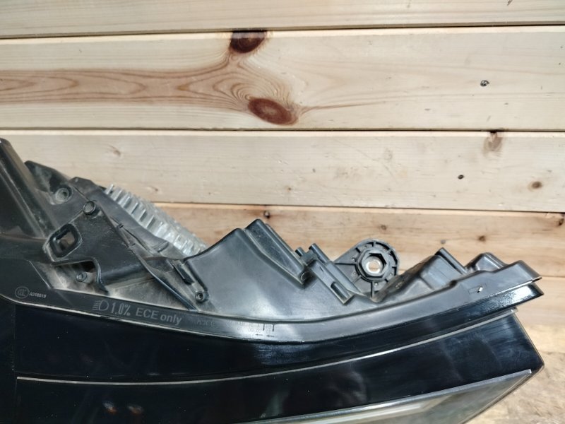 Фара светодиодная передняя правая A6 2018-2025 C8