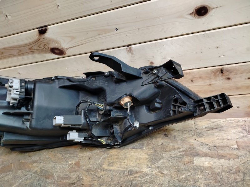 Фара светодиодная передняя левая Corolla 2016-2019 180