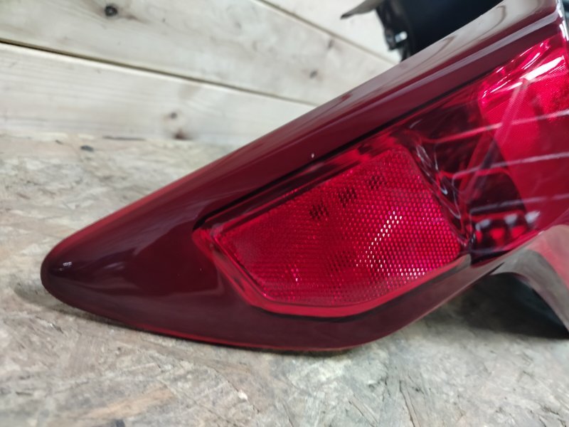 Фонарь светодиодный задний левый Explorer 5 2017-2019 U502 Фонарь светодиодный задний левый Explorer 5 2017-2019 U502